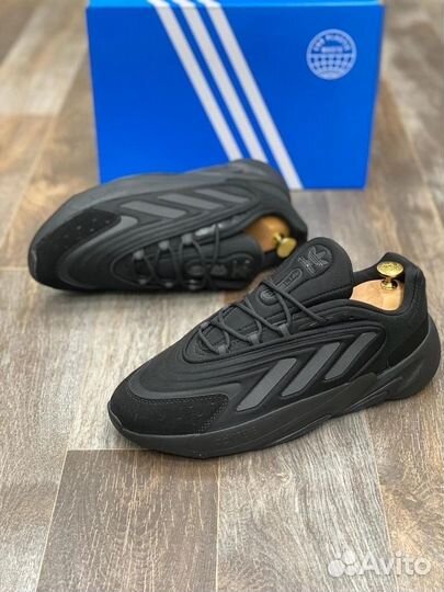 Adidas, Nike, NB