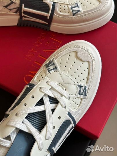 Кроссовки Valentino для модных мужчин