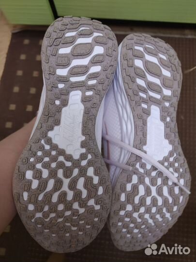 Кроссовки nike