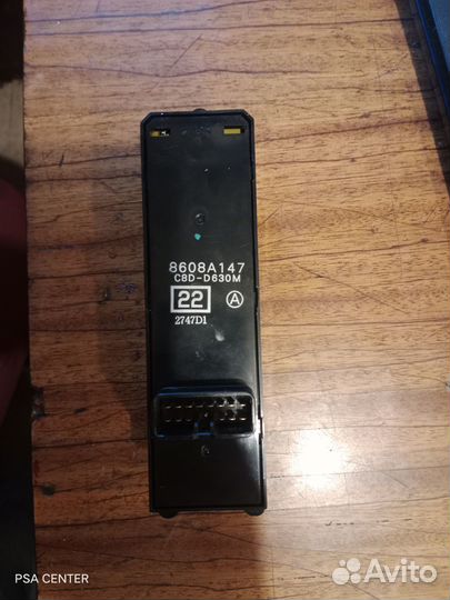 Блок стеклоподъемников Citroen C-Crosser