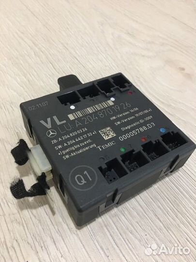 Блок управления дверьми передний левый Mercedes