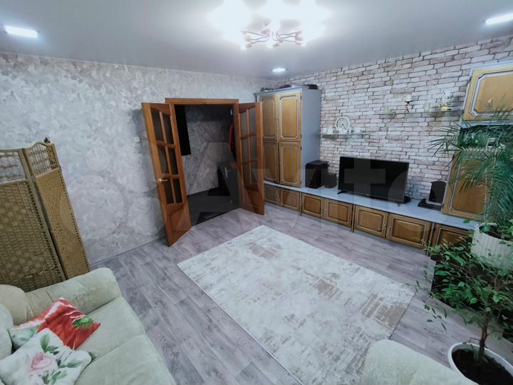 3-к. квартира, 67 м², 6/9 эт.