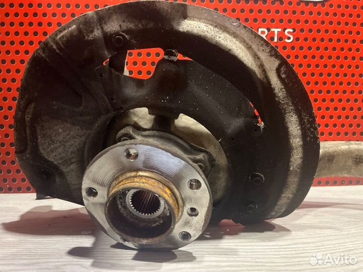 Кулак поворотный левый Bmw X6 F16 N57D30B 2018