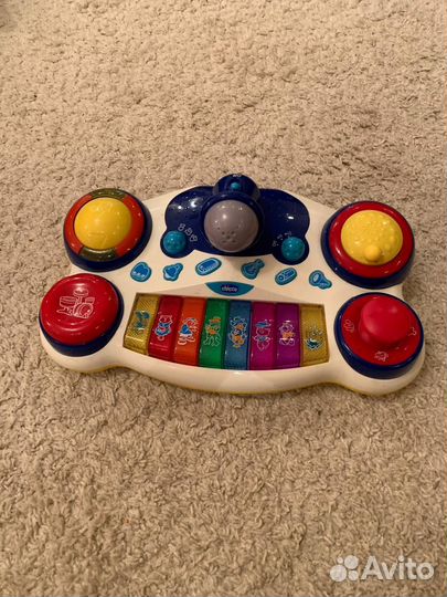 Chicco Развивающая музыкальная игрушка Пианино
