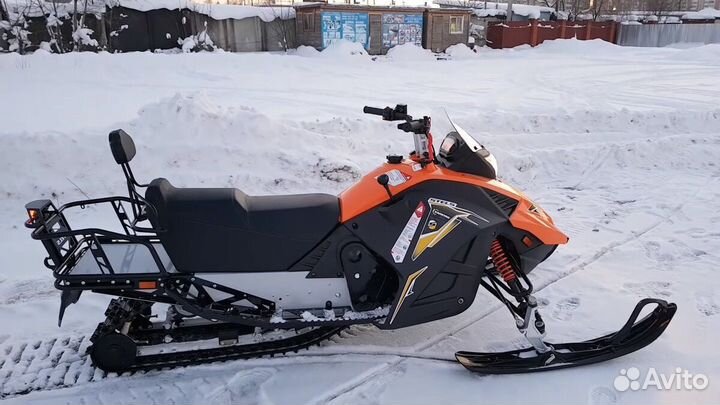 Снегоход Stels Капитан S150 Orange