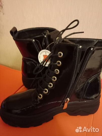 Новые ботинки зима/ осень