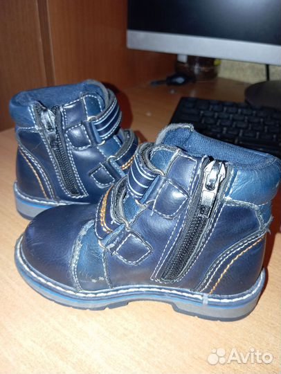 Ботинки демисезонные 22 размер