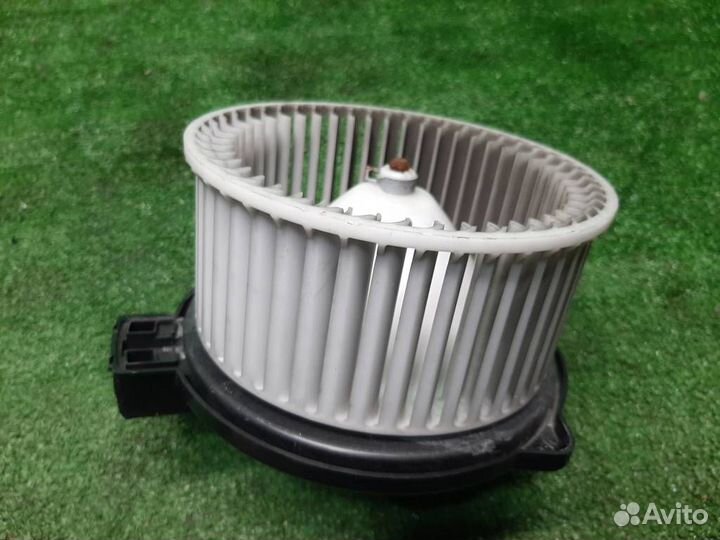 Моторчик печки Mazda 6 (GH) 2009