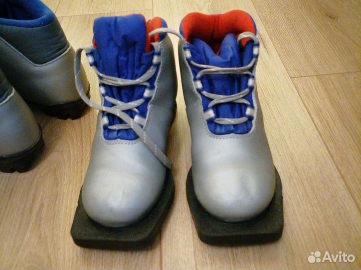 Лыжные ботинки 31