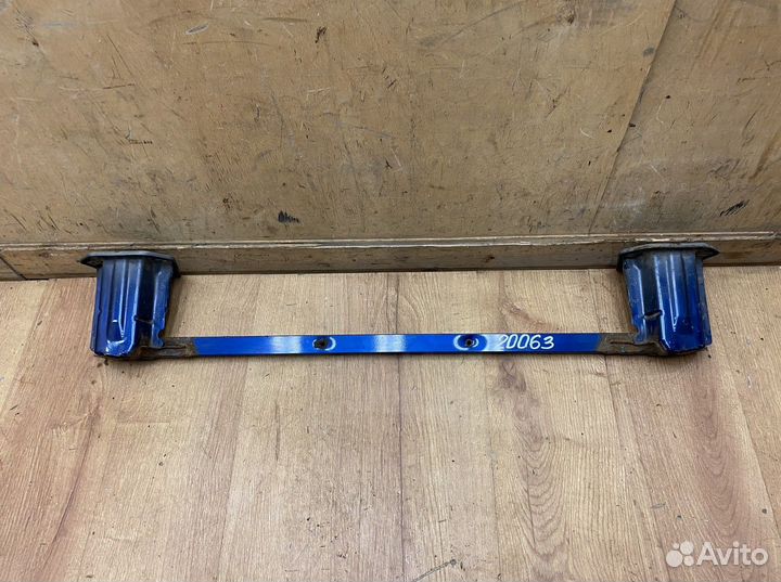 Усилитель зад бампера Subaru Legacy Outback B14