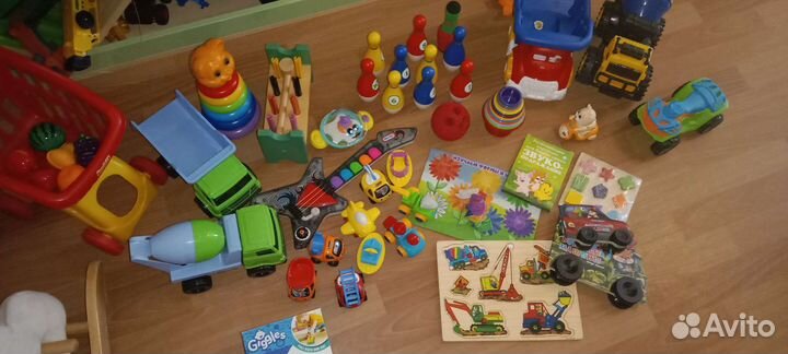 Развивающие игрушки пакетом