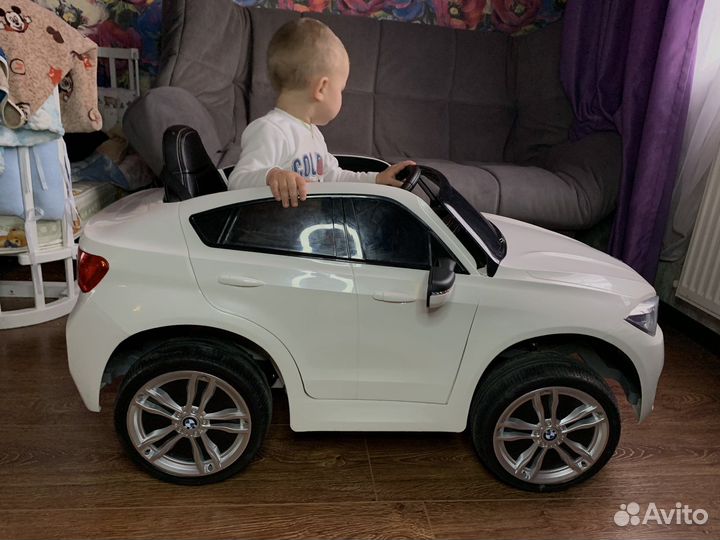 Детский электромобиль