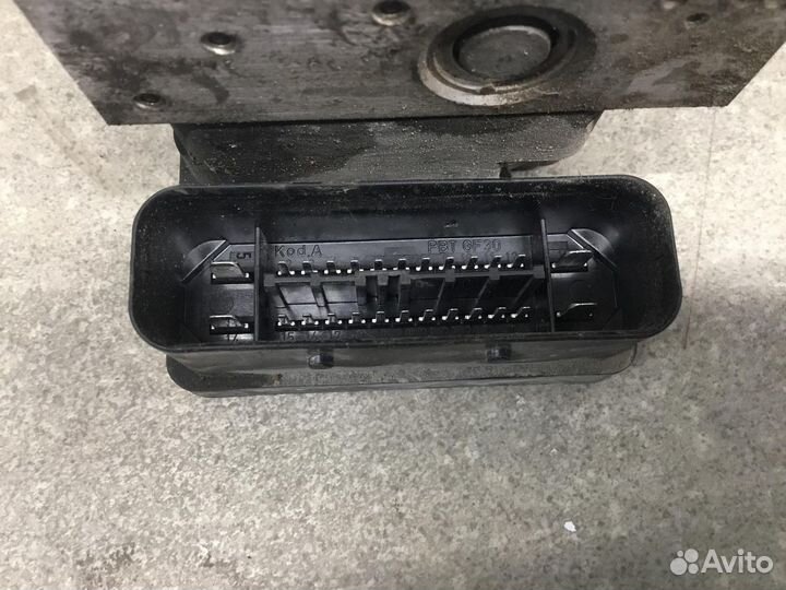 Блок ABS (насос) Ford Focus II 2005-2008