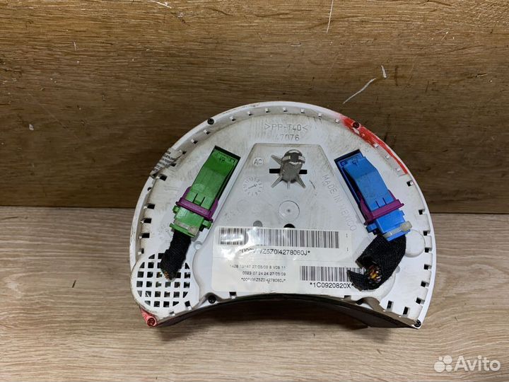 Панель приборов VW New Beetle A4 бензин 1121114