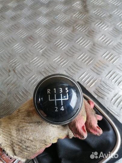 Чехол кулисы Volkswagen Jetta 6 162 CLR 2012