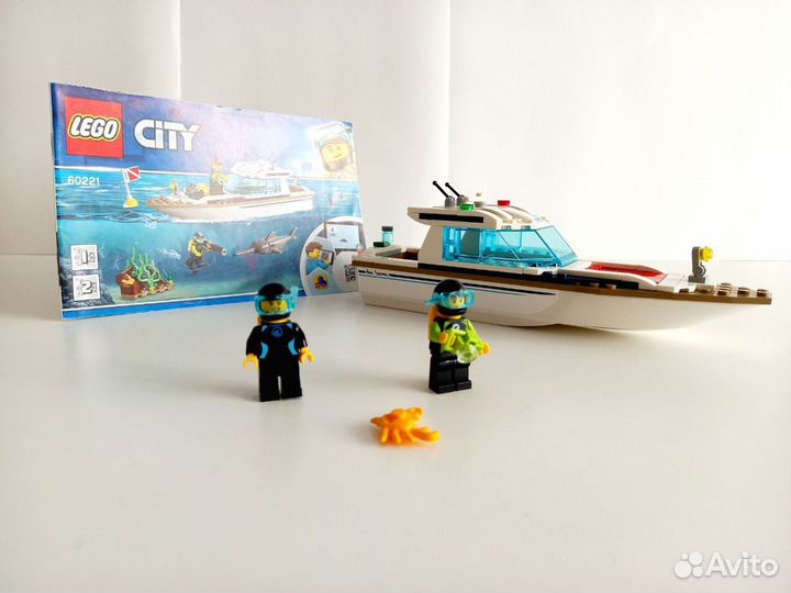 Lego City 60221 Яхта для дайвинга