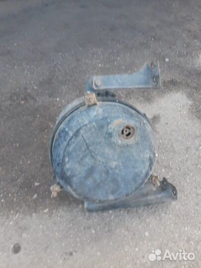 Корпус воздушного фильтра Mazda Titan