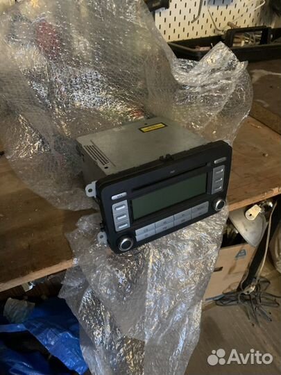 Штатная магнитола RCD300