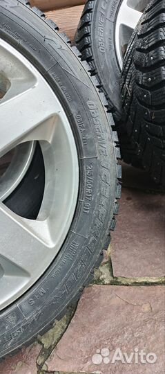 Toyo Observe Ice-Freezer 215/50 R17 91T