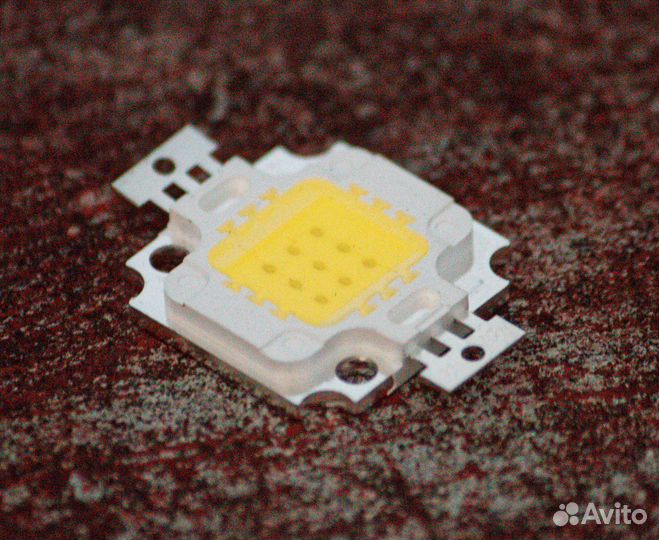 Светодиод 10Вт 32В LED