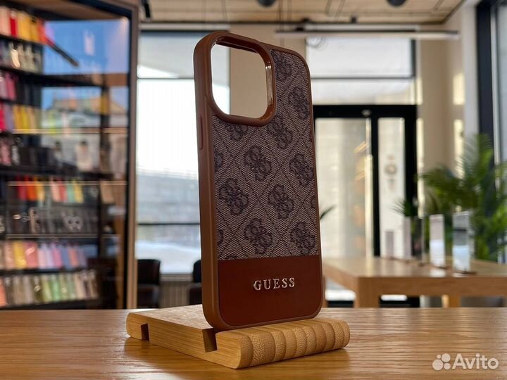 Guess чехол iPhone 14 Pro Max