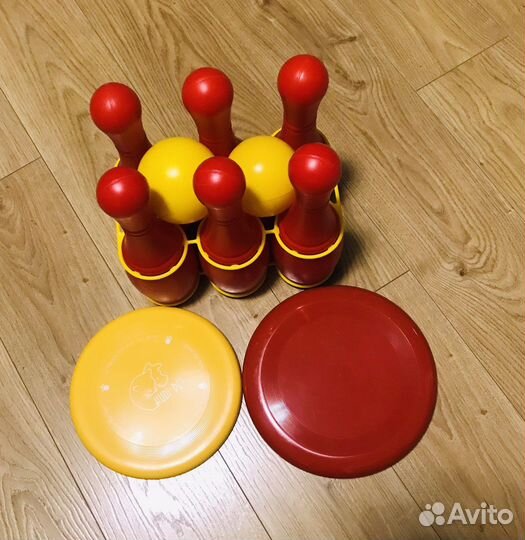 Кегли, фрисби