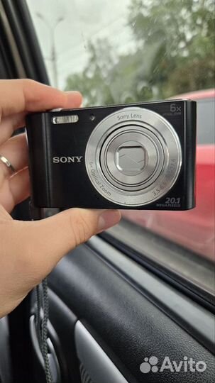 Sony cyber shot DSC-W810