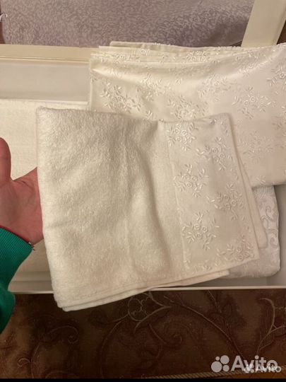 Покрывало,полотенце,наволочки