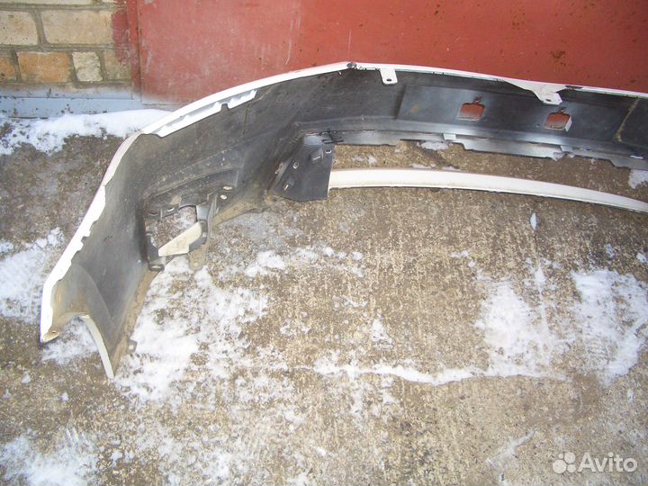 Бампер передний Тойота Королла 180 с12