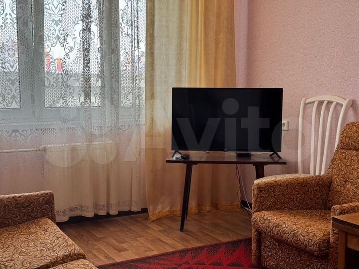 1-к. квартира, 38 м², 8/16 эт.