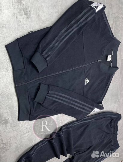 Вельветовый спортивный костюм Adidas