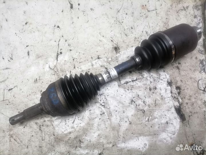 Привод передний правый Nissan Murano Z50