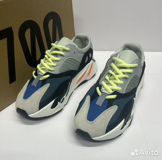 Adidas yeezy boost 700 v2