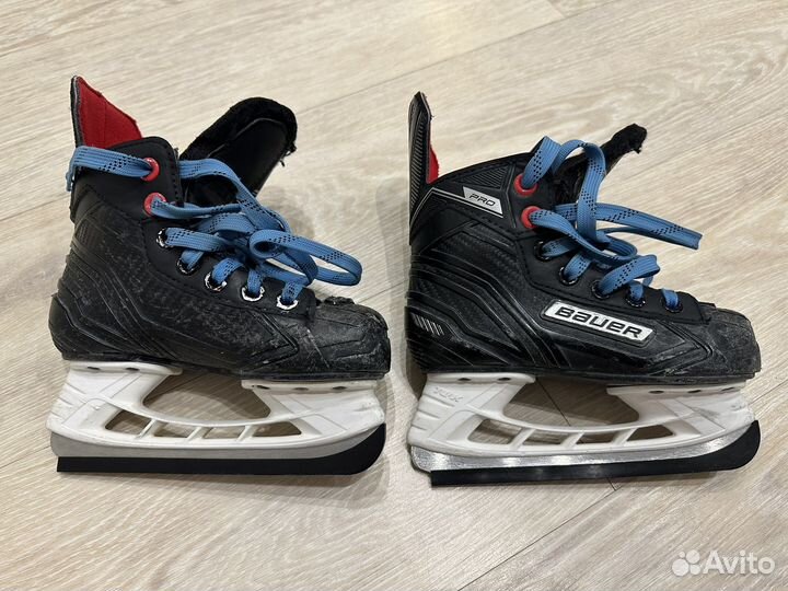 Хоккейные коньки bauer детские