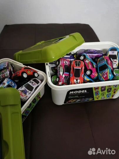 Набор детских машинок. Новый