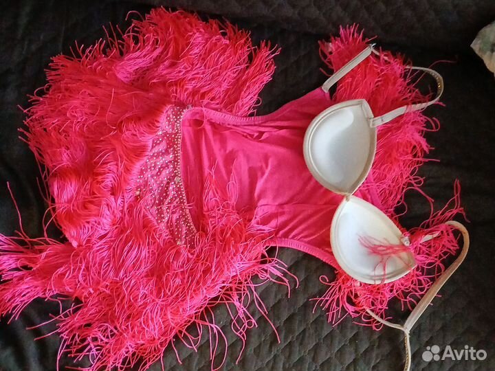 Платье для бальных танцев