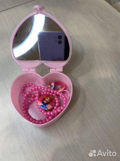Бижутерия для девочки.Коробочка с зеркальцем