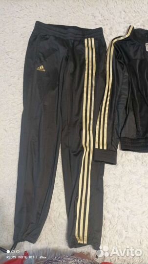 Спортивный костюм adidas