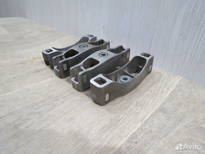 Кронштейн форсунки Porsche Cayenne 957