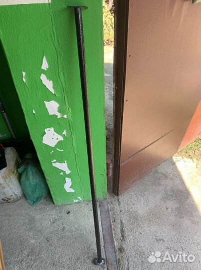 Турник распорный