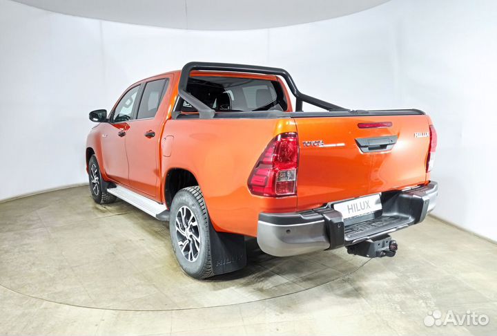 Toyota Hilux 2.4 AT, 2020, 49 750 км