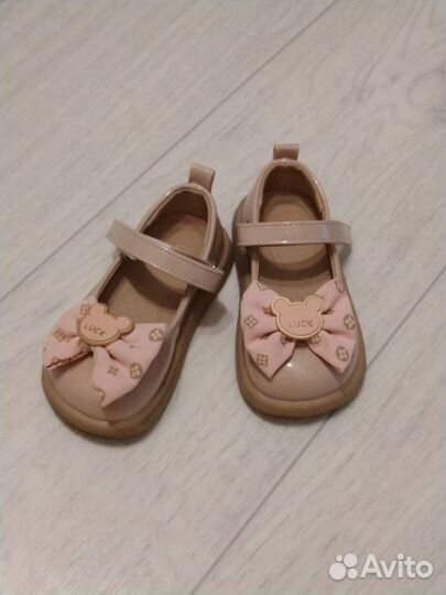 Туфли на девочку
