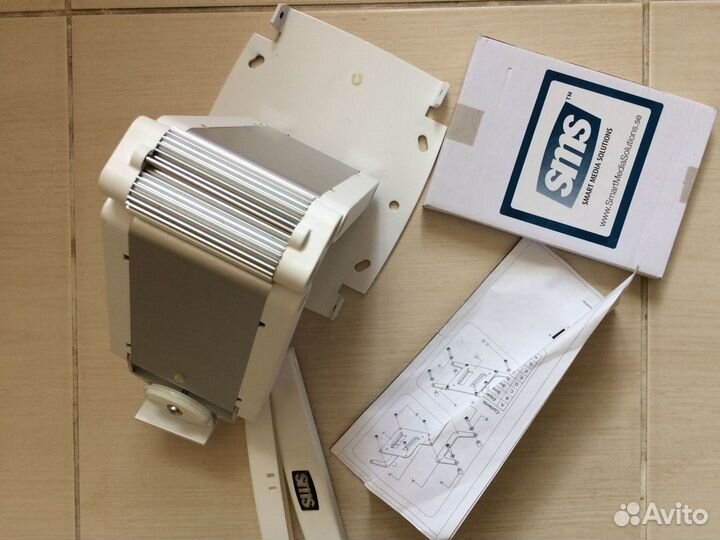 Крепление на стену для монитора или телевизора