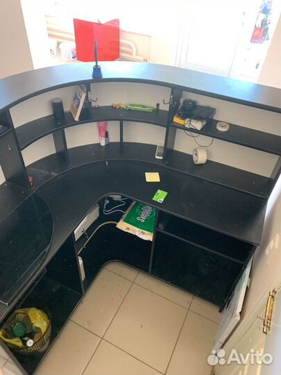 Стойка ресепшн угловая бу