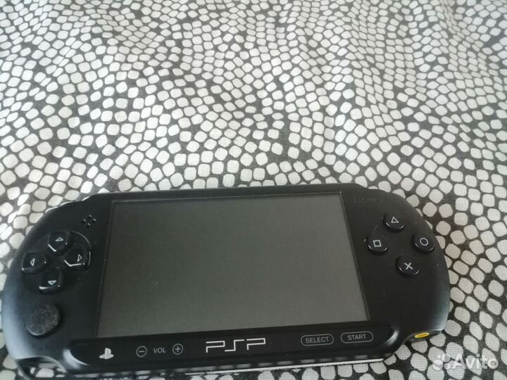 Sony PSP e1008