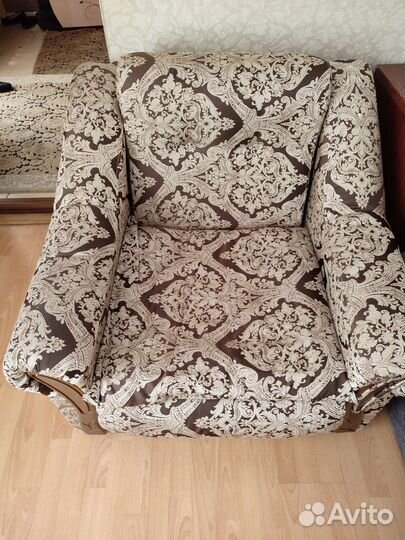 Диван и 2 кресла