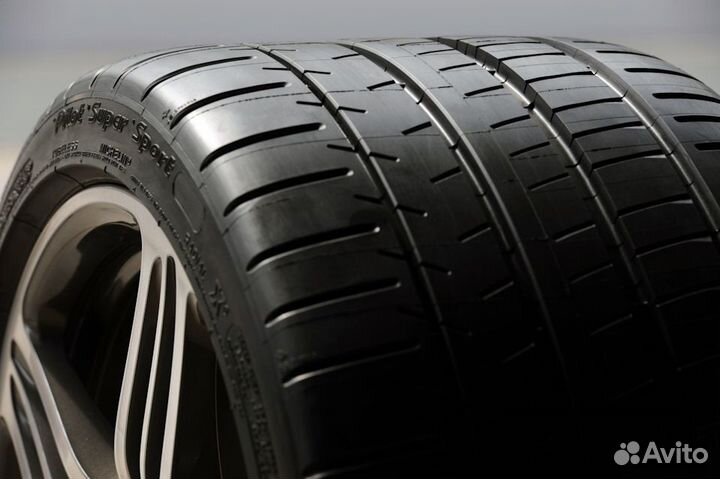 Michelin Pilot Super Sport 275/35 R20 102Y