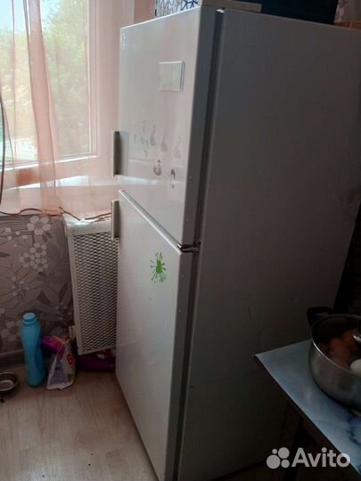 Холодильник бу