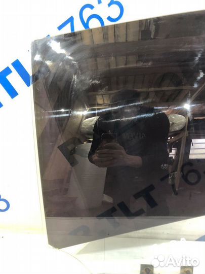 Стекло двери зад лев renault sandero 1 1.6 мт