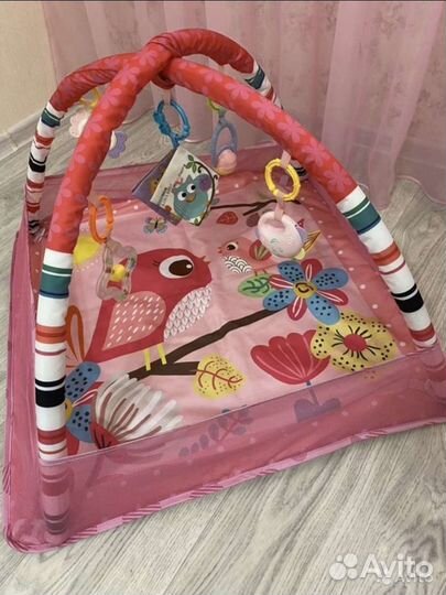 Развивающий коврик для младенца